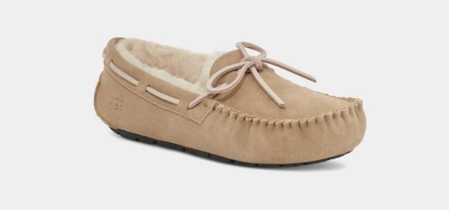 UGG Dakota Women's Boots in Tobacco Brown - Premium Comfort & Style
