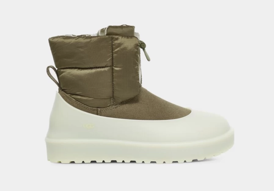 UGG Women's Classic Maxi Toggle Boots in Burnt Olive - Waterproof & Comfortable