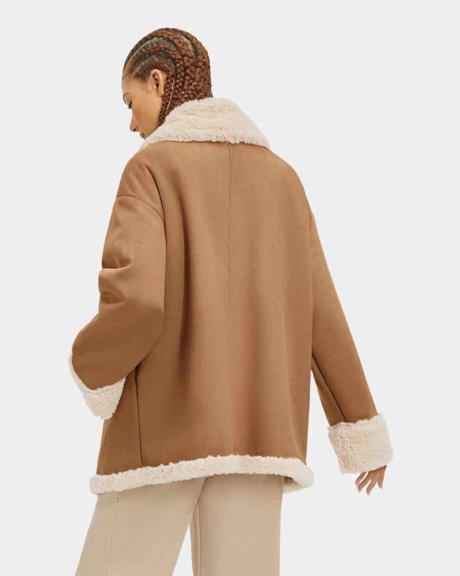 UGG Women's Tan/Cream Bonded Faux Fur Jacket - Dez Style Cozy Outerwear