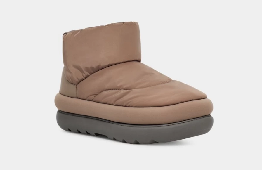 UGG Women's Classic Maxi Mini Boots in Walnut Brown | Comfortable & Stylish