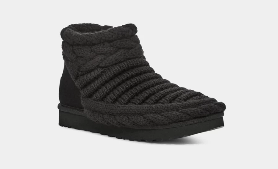 UGG Women's Black Classic Mini Chunky Knit Boots - Warm Winter Footwear