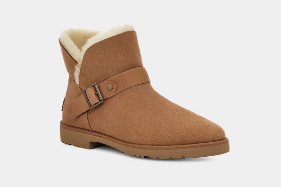 UGG Women's Romely Short Buckle Boots in Chestnut